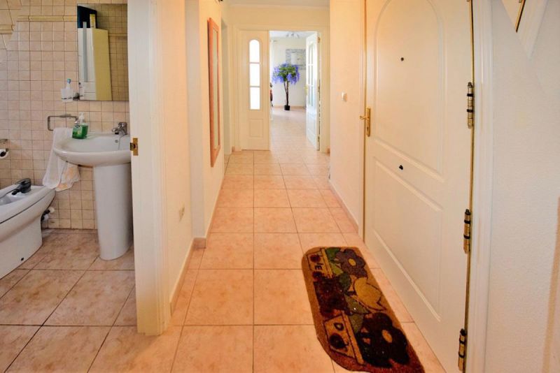 Veľký apartmán 3+1 s terasou Guardamar del Segura-Španielsko - 9