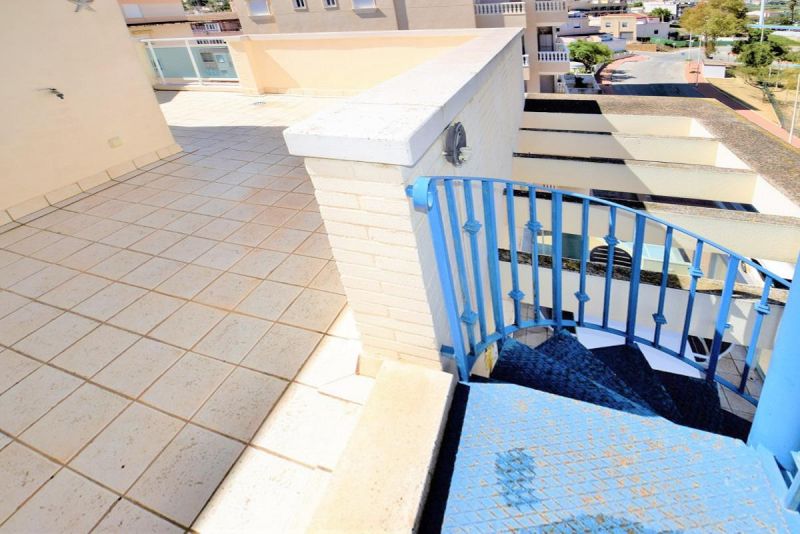 Veľký apartmán 3+1 s terasou Guardamar del Segura-Španielsko - 15