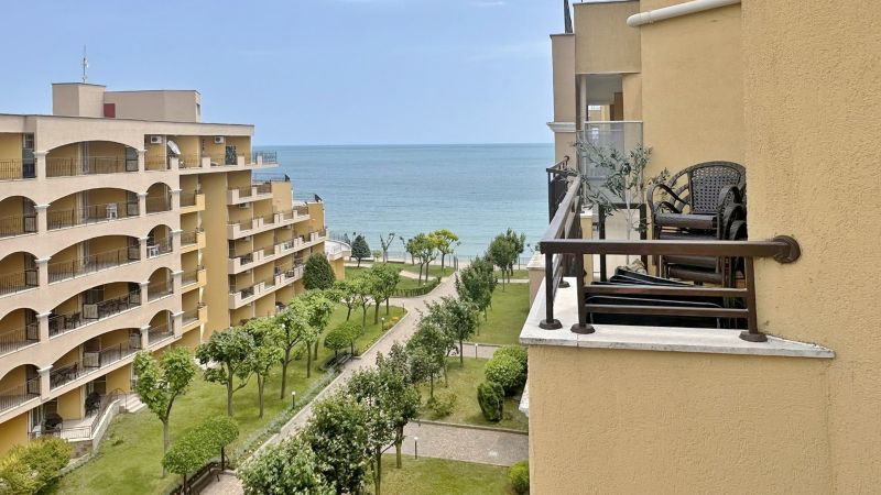 Apartmán 1+kk s terasou a bazénom Aheloy-Bulharsko - 7