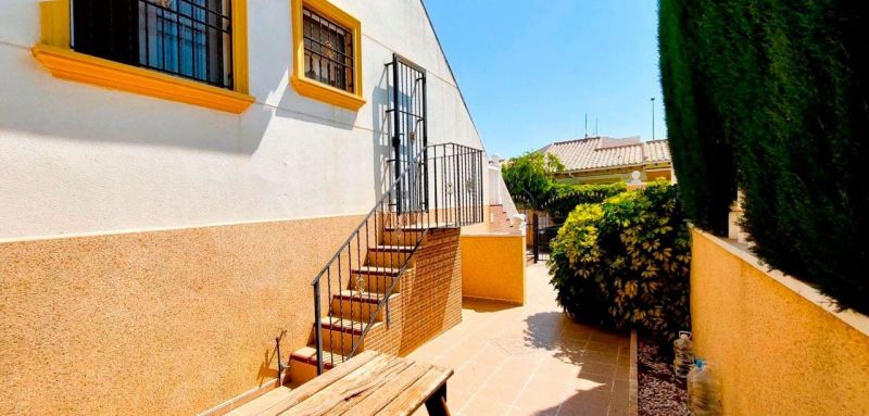 Dom 3+kk s bazénom Orihuela Costa-Los Dolses, Španielsko - 16