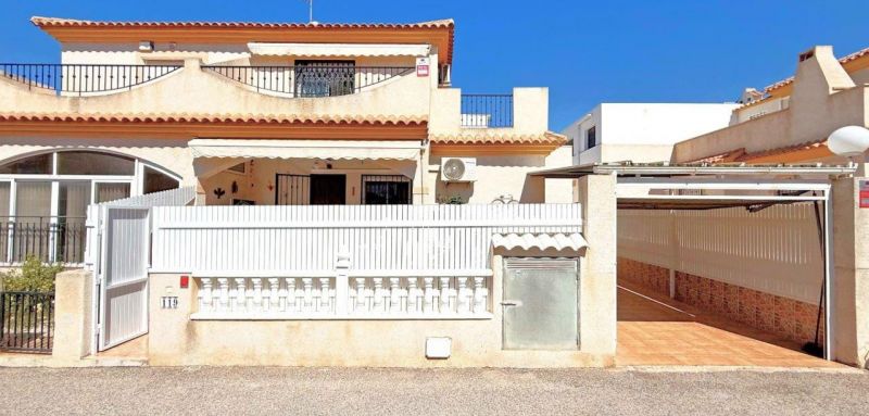 Dom 3+1 s bazénom Orihuela Costa-Playa Flamenca, Španielsko - 2