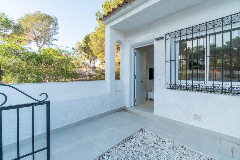 Dom 3+kk s terasou Orihuela-Villamartin, Španielsko - 16