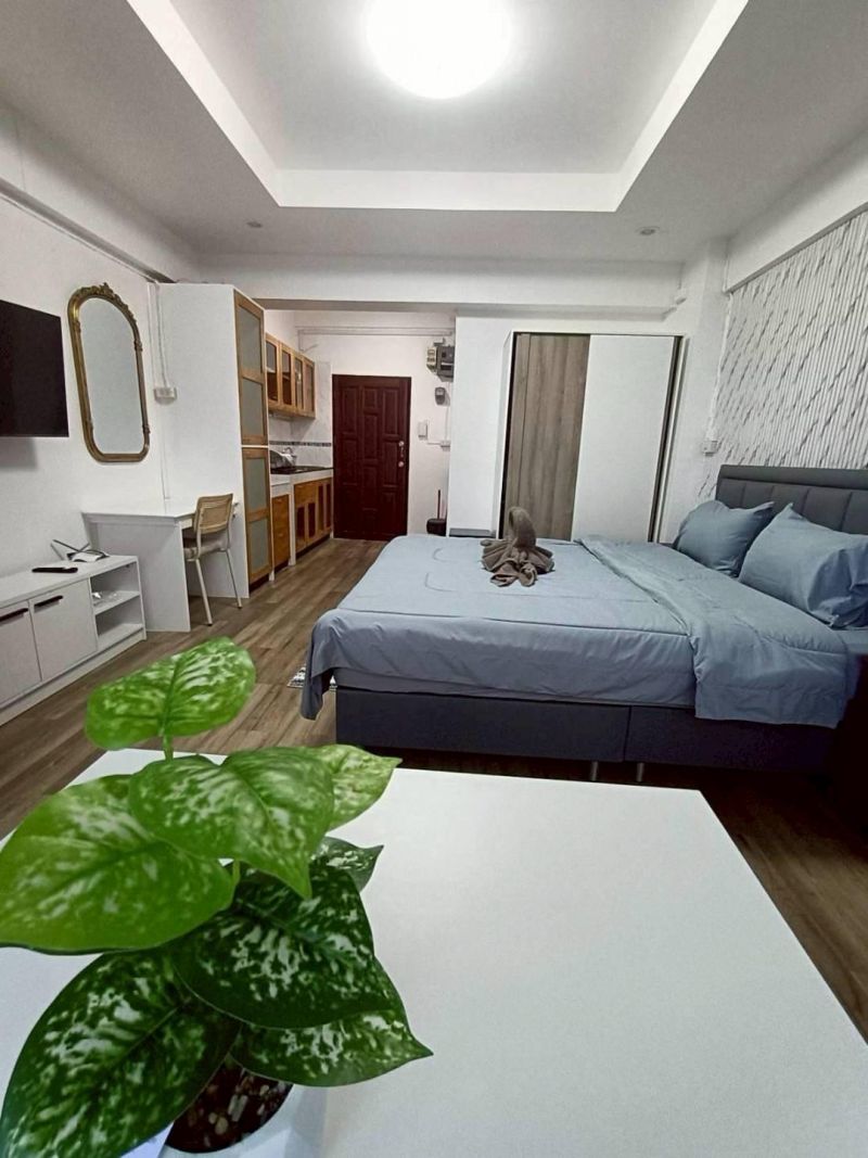 Thajsko-Pattaya-1 izbový apartmán-štúdio-50 metrov od mora - 1