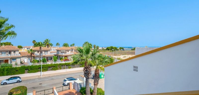 Radový dom 3+kk s bazénom Orihuela Costa, Španielsko - 10