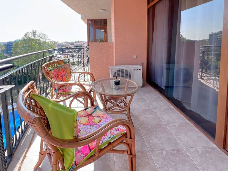 Lukratívny apartmán 2+kk s bazénom Slnečné Pobrežie, Bulharsko - 11