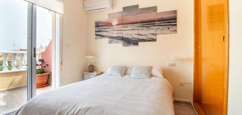 Radový dom 3+kk s bazénom Orihuela Costa, Španielsko - 9