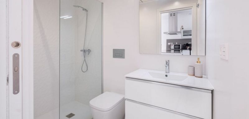 Modrený 2 podlažný dom 4+kk s bazénom, Torrevieja-Španielsko - 15