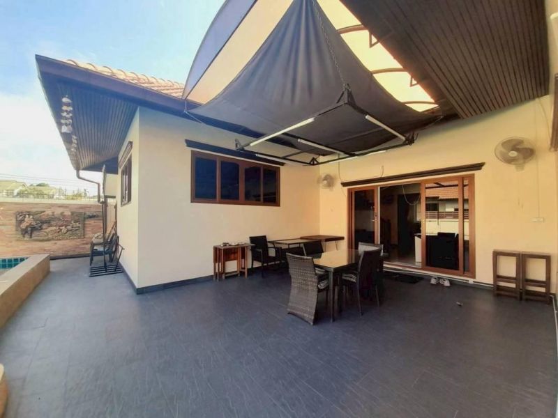 4 izbová vila s bazénom v Thajsku-Pattaya - 1