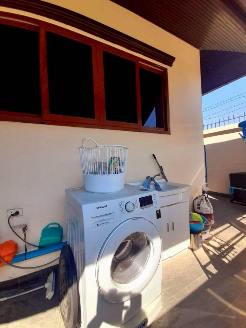 4 izbová vila s bazénom v Thajsku-Pattaya - 16