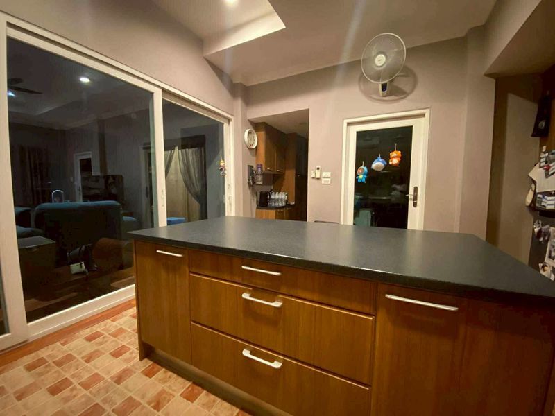 Thajsko-Pattaya-4 izbová vila s bazénom-Chaiyaphruek 2rd. - 5