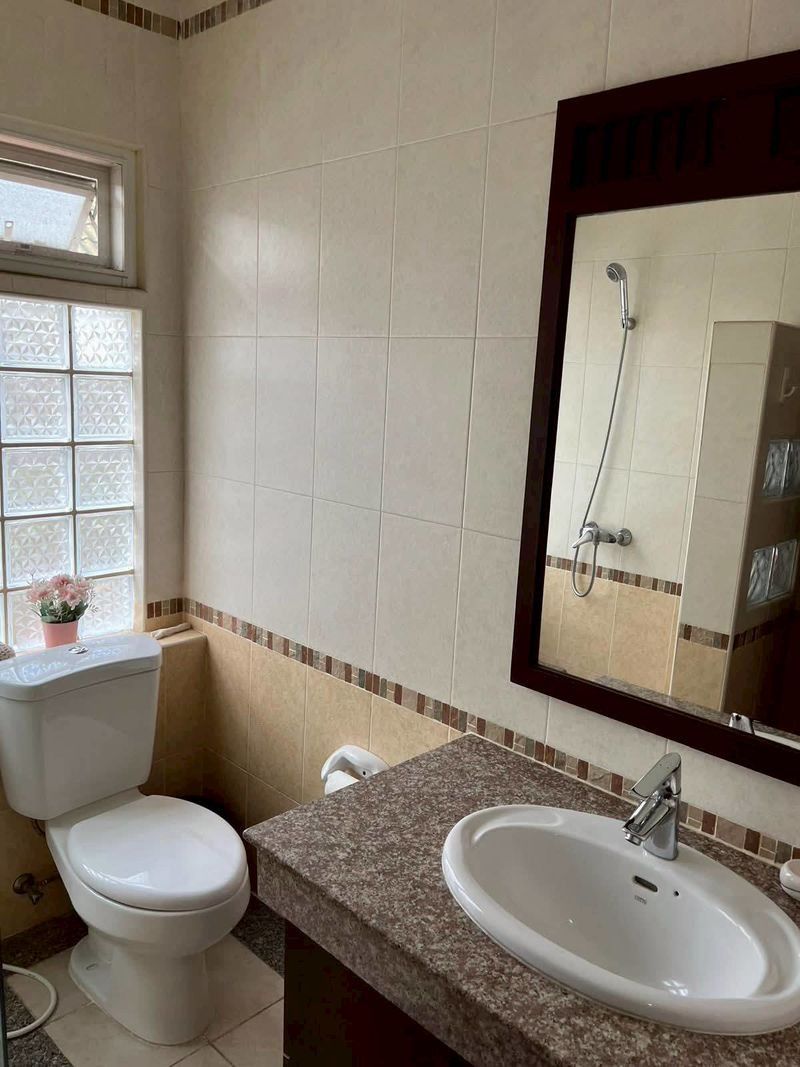 Thajsko-4 izbová vila s bazénom-Takhian Tia Pattaya - 12