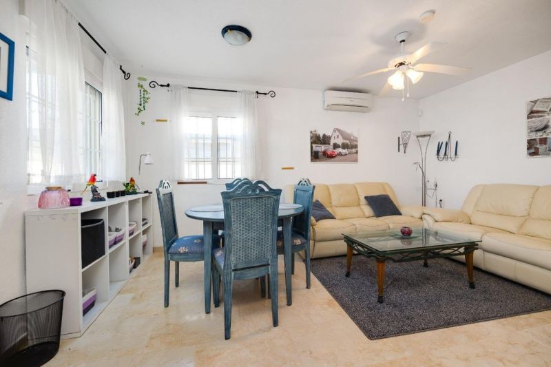 Radový dom 4+kk Orihuela Costa-Playa Flamenca, Španielsko - 6