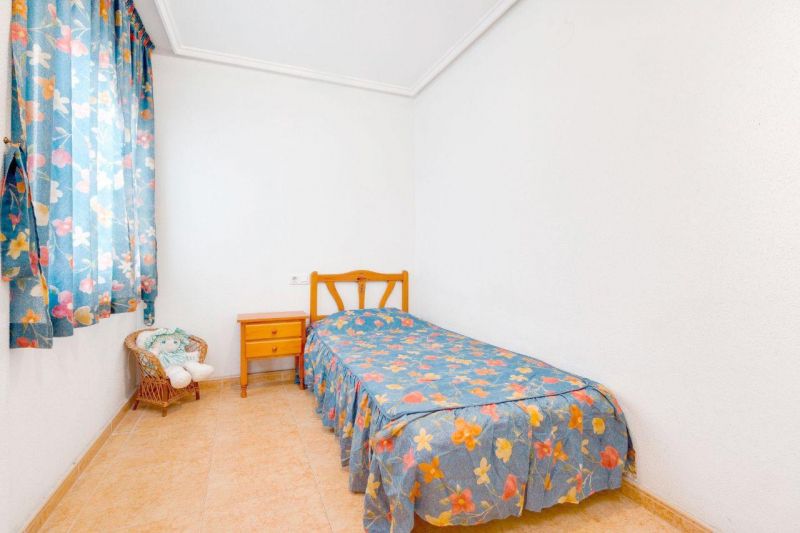 4-izbový penthouse Torrevieja-Playa Los Locos, Španielsko - 11