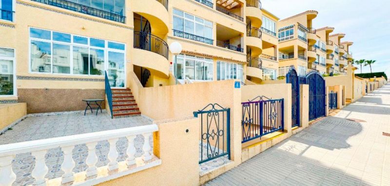 Apartmán 3+1 Torrevieja-Punta Prima, Španielsko - 8