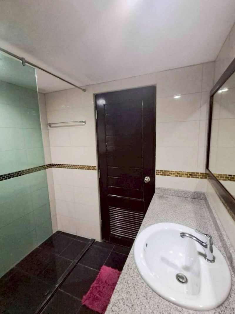 Thajsko-Pattaya-1 izbový apartman-štúdio-Sombat Condotel - 9