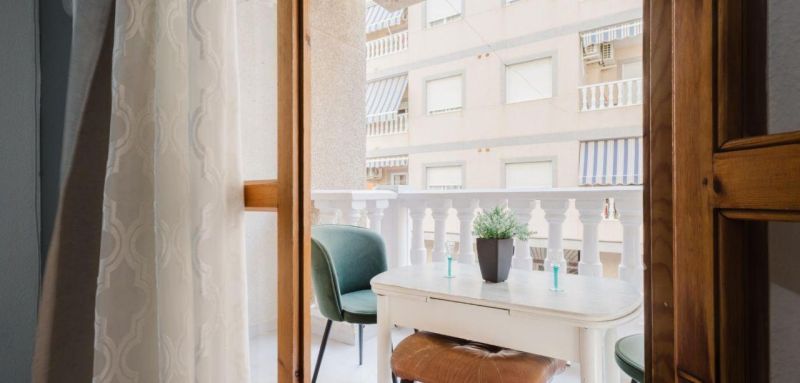 Apartmán 3+1 Torrevieja-Playa del Acequión, Španielsko - 1