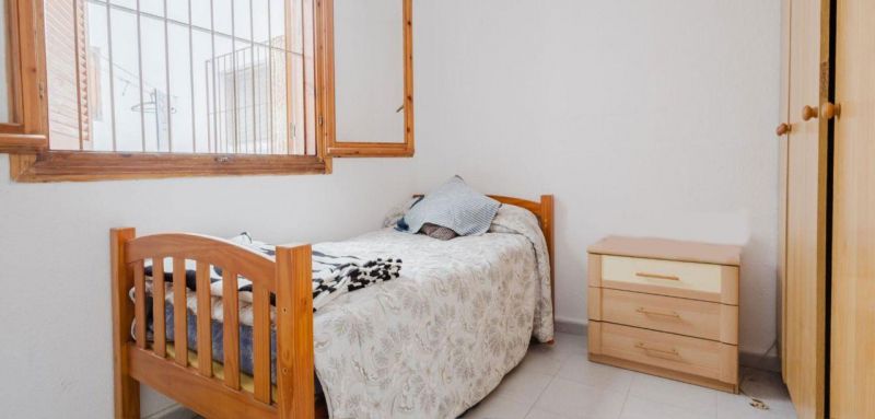 Apartmán 3+1 Torrevieja-Playa del Acequión, Španielsko - 8
