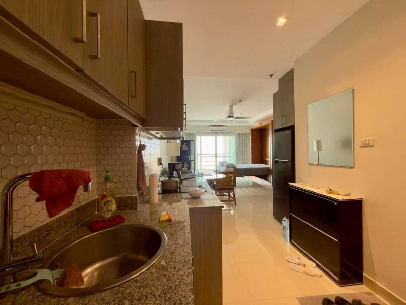 Thajsko-Pattaya-Jomtien-1 izbový apartmán-štúdio-View Talay - 7