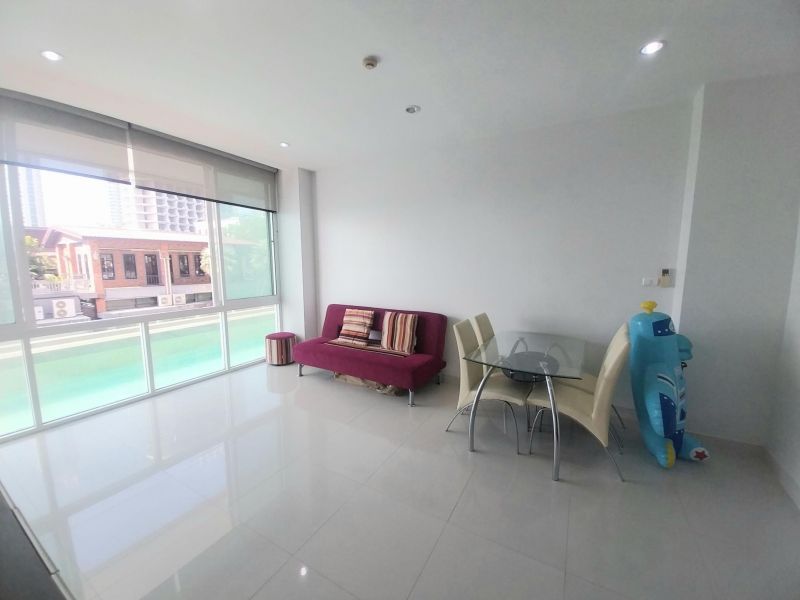 Thajsko-Pattaya-2 izbový apartmán na pláži-Musselana Condo - 4