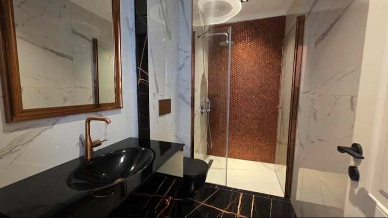 Luxusný apartmán na predaj v Alanyi – prvá línia pri mori, moderná rezidencia s výhľadom na more APM - 15