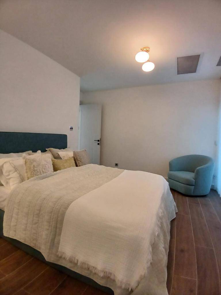 Luxusná vila 4+1 s hosťovským apartmánom Bodrum Yalıkavak APM - 16