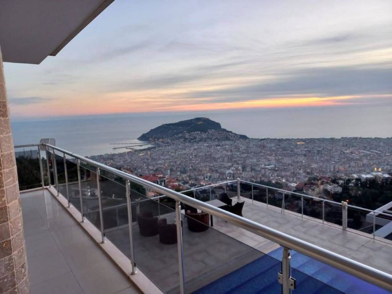 Moderná 5-izbová vila Alanya na predaj s vlastným bazénom - Alanya Bektaş APM - 13