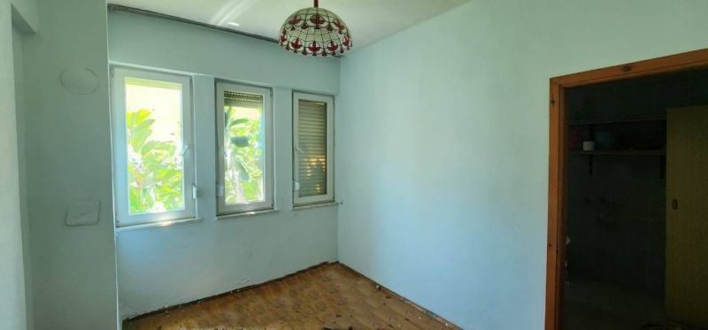 Byt na predaj centrálne umiestnený pri soche Atatürk Alanya Centrum - pôvodný stav APM - 8