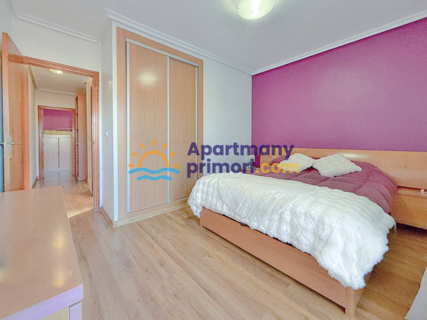 Apartmán 4+1 s terasou len 100 m od mora, Torrevieja-Španielsko