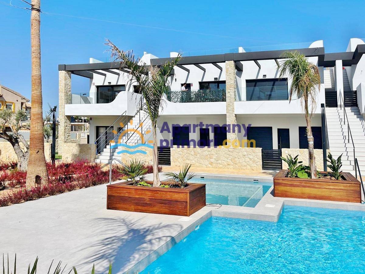 Luxusný apartmán 4+kk s terasou, Alicante-Pilar de la Horadada, Španielsko