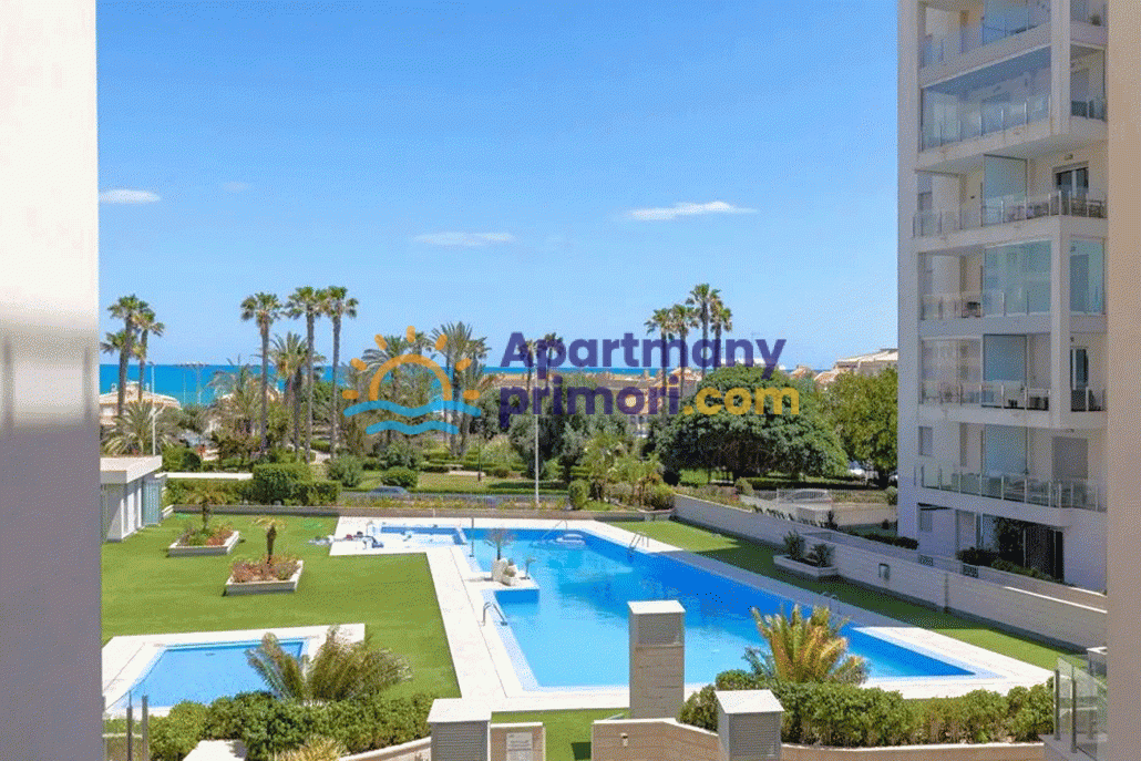 Apartmán 3+kk s terasou a bazénom Torrevieja-La Mata, Španielsko