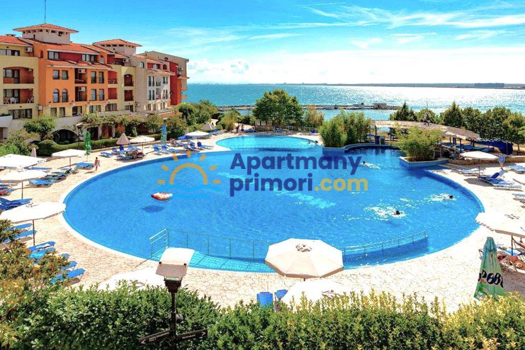 Apartmán 2+kk s balkónom a bazénom Aheloy-Bulharsko