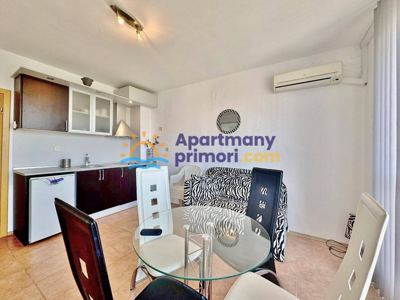 Apartmán 2+kk s balkónom Slnečné pobrežie-Bulharsko