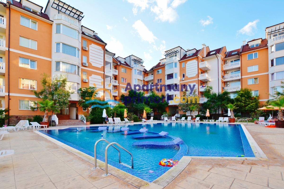Apartmán 2+kk s balkónom a bazénom Slnečné Pobrežie, Bulharsko