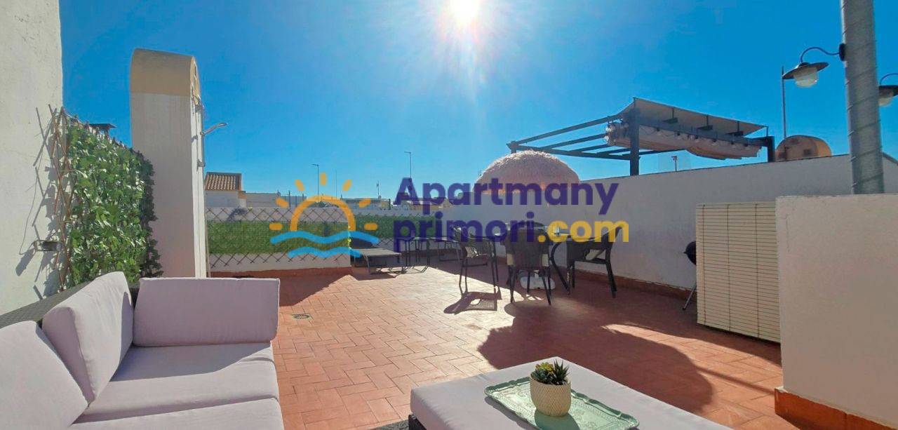 Apartmán 3+kk s bazénom, Torrevieja-La Siesta, Španielsko