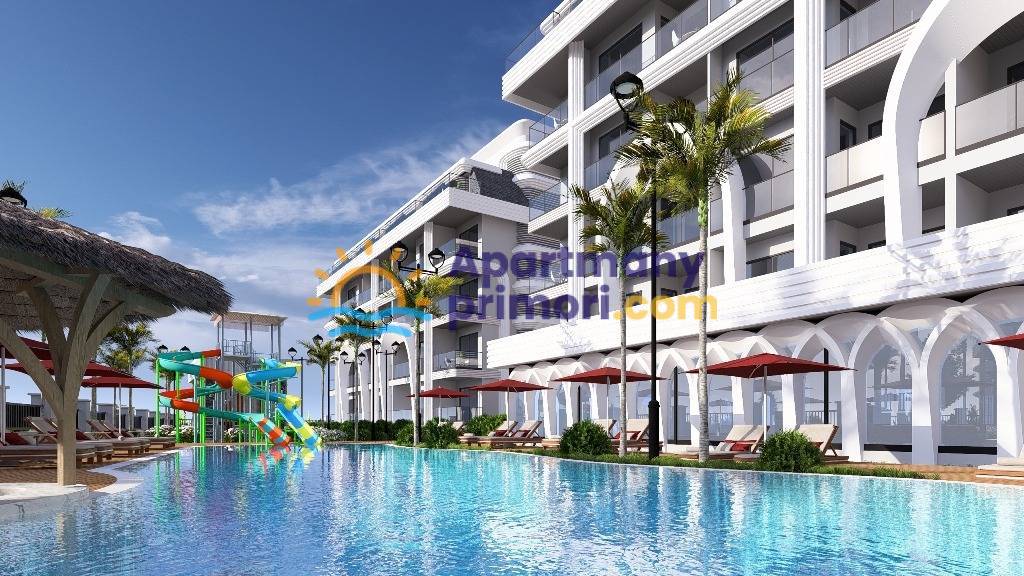 Exkluzívny rezidenčný komplex pri pláži Alanya Kestel APM